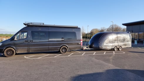 Black Prince – The Ultimate super high spec off grid adventure camper