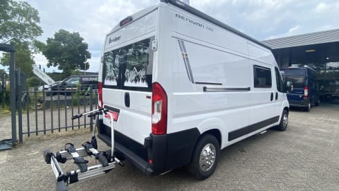 Bonnie – 4p Benimar bus from 2021