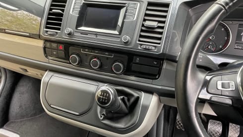 4-5 berth VW T6 LWB Campervan - Fully Equipped - 2020