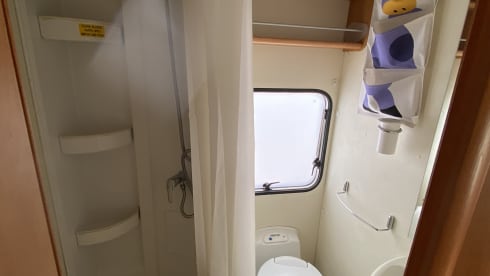 DAKOTA TRAVEL – CAMPER 6 POSTI