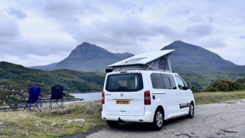 Blighty – New Pop Top Campervan 4 Berth