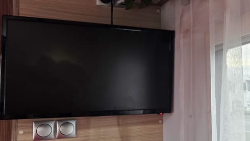 2,5p | Adria Compact Plus – Camping-car compact moderne et luxueux à partir de 2022.