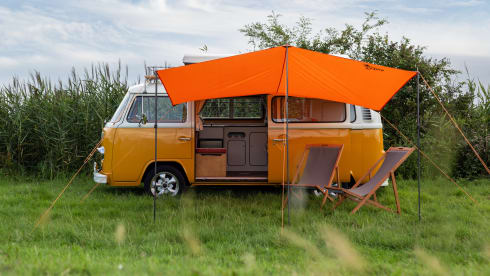 Betsy – 1979 VW T2 Bay Campervan Betsy!