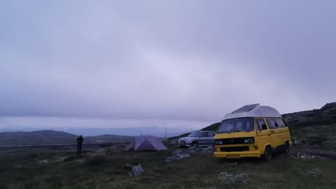 Sunny – 2p Volkswagen campervan from 1981