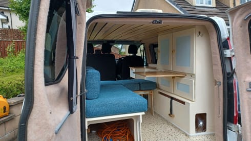 Freddy the Campervan – Freddy the Campervan – Cosy Quirky Van for Two Near Glasgow