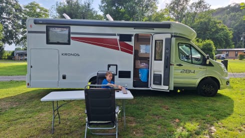 De Glamper – 5p Roller Team semi-integrated uit 2025