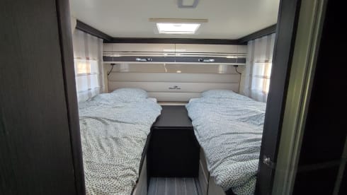 Fully equipped Mobilhome (2022) - Roller Team 284TL - 5 pers.