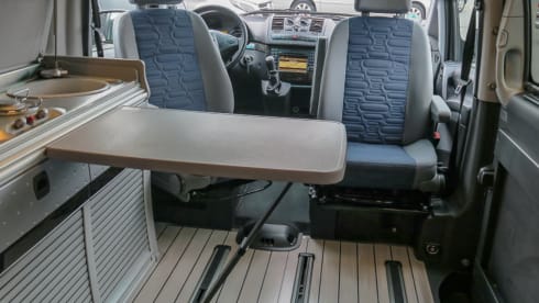 4p Mercedes-Benz 3l V6 campervan from 2014