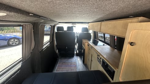 VW CamperVan T6 (Auto LWB)