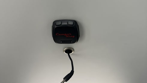 FIGURE 01 – 4 berth Volkswagen campervan from 2022