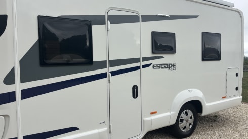 Taylor  – Swift Motorhome 2017  4 Berth 