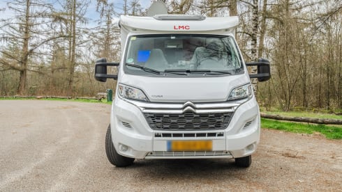 Spacious and luxurious 2-person semi-integrated from 2023