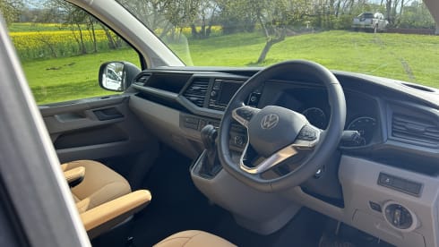 Volkswagen campervan automatic 2023