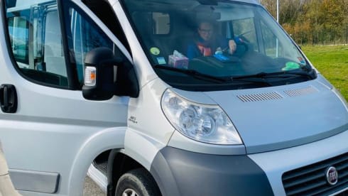 Den Eddy – 2-person Fiat campervan from 2012