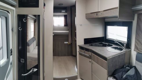 Spacious and nice driving Chausson!
