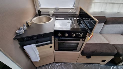 Wanda – New Luxury 2 berth Motorhome