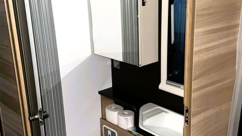 4p Adria Mobil semi-integrated from 2015