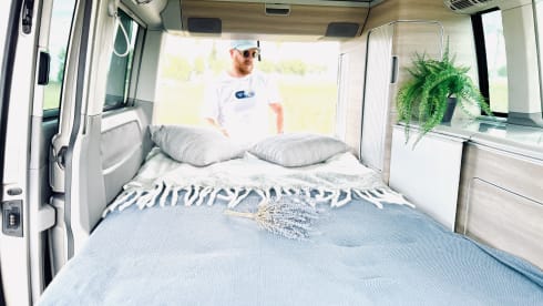 Vanessa – 4p Other campervan from 2024