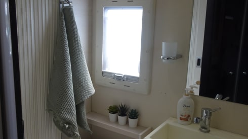 Coast Roller  – 4p Chausson semi-integrated uit 2016