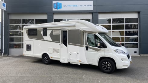 4p McLouis semi-integrated uit 2018
