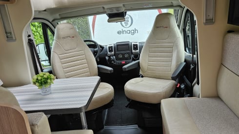 Leuke en gezellige camper – 5p Giottiline semi-integrated uit 2021