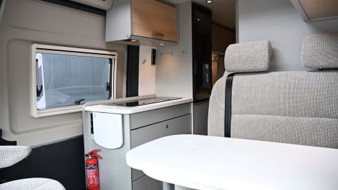 Duuk – Autobus Hymer 4 places de 2020