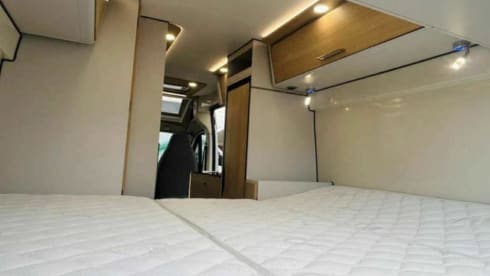 Jean-Pierre – Explore Europe in Comfort: Your Fiat Font Vendôme Adventure Awaits. 