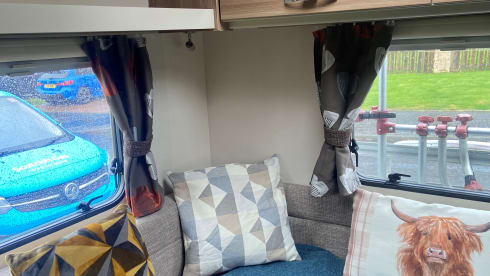 Luxury Swift Escape 6 berth 5 seatbelts Escape 686