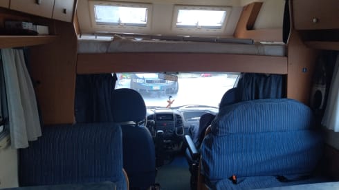 Rinus – Laika Ecovip 2.1 attic camper