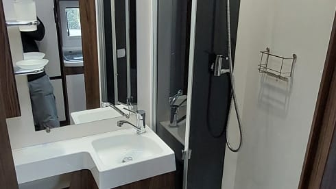 Benimar Sport – Super practical 5 person family camper