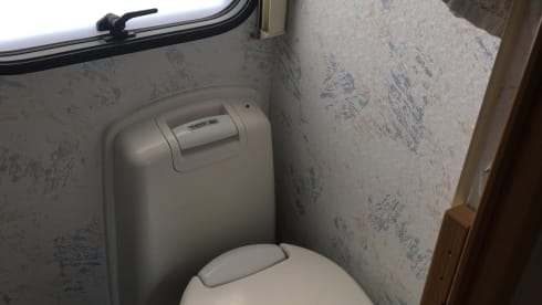 AVA – 2 berth Peugeot advangarde from 2006