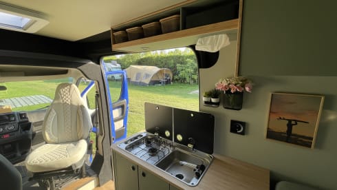3p Peugeot bus from 2016
