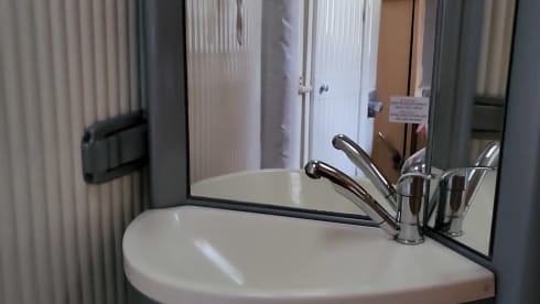 Geen  – 4p Dethleffs integrated from 2008