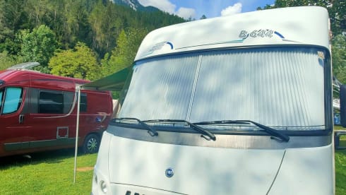 Maro 3 – 4p Hymer integrated from 2003