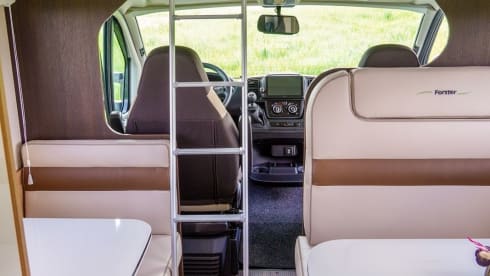 enjoycamper4 – FORSTER A699 DB ALKOVEN 6 PERSONEN IDEAL FÜR FAMILIEN