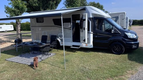 Sunlight T680 Adventure Edition - 4 berth semi-integrated Motorhome (2025)