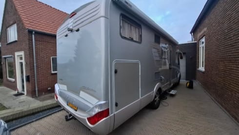 2p Hymer integrated uit 2012