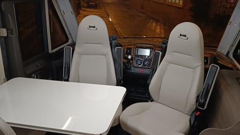 louigi – beautiful recent family mobile home 
