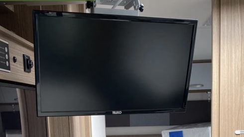 Kerdy – Our Carado T 549 would like to show you the world