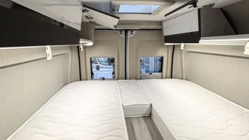4p volledig uitgeruste campervan - NIEUW!