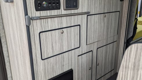 Sugihara – 4 Berth 2010 Toyota Hi-Ace Campervan