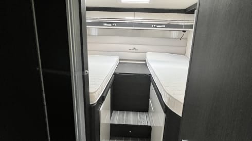 Luxury 4p camper for a great experience