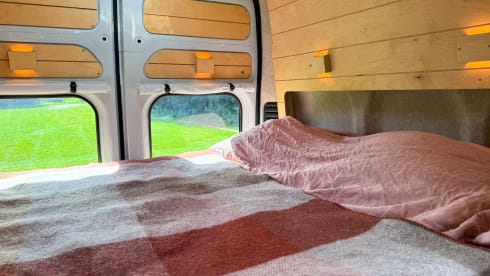 Tinkerbell – Knusse Peugeot Boxer uit 2023 | 2 + kindje