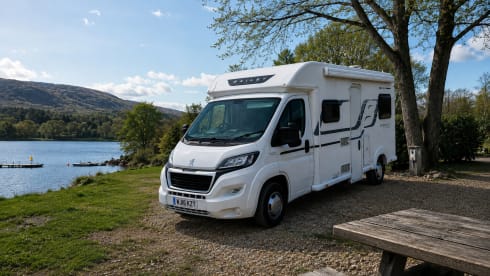 Alexander – 6 berth Bailey semi-integrated from 2016