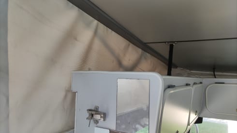Very complete Safari Camper from 1995