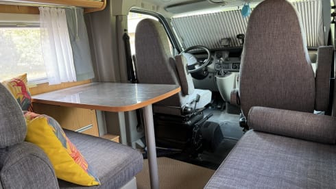 easy –  fantastic complete Bürstner semi-integrated.