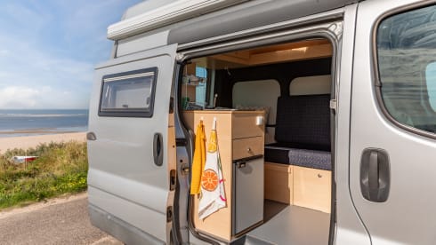 Nice compact camper van from 2010