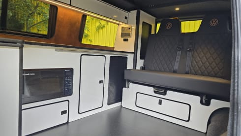 Busbie – 5 berth Volkswagen campervan from 2016
