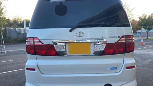 Luxuriöser Toyota Alphard Campervan