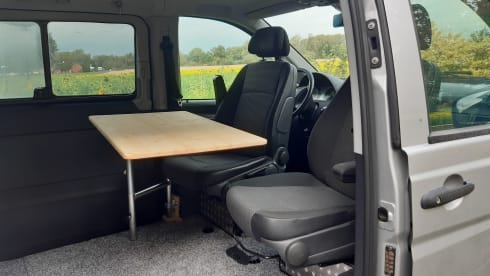 Norbi – Former police car with 4WD for great trips